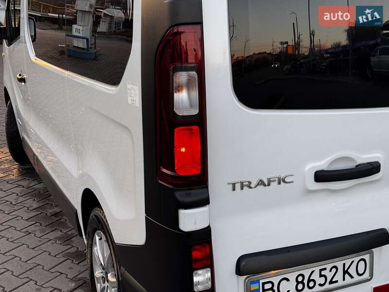 Минивэн Renault Trafic 2016 в Хмельницком