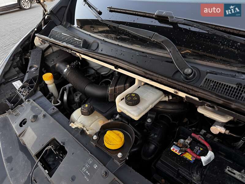 Минивэн Renault Trafic 2016 в Хмельницком