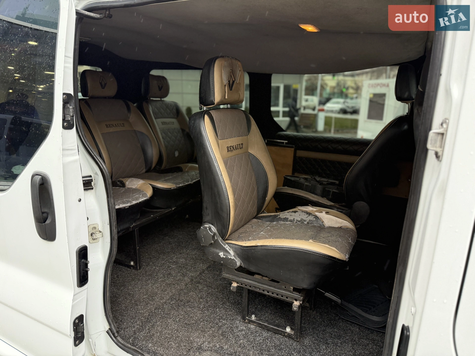 2011 Renault Trafic - мініатюра 18