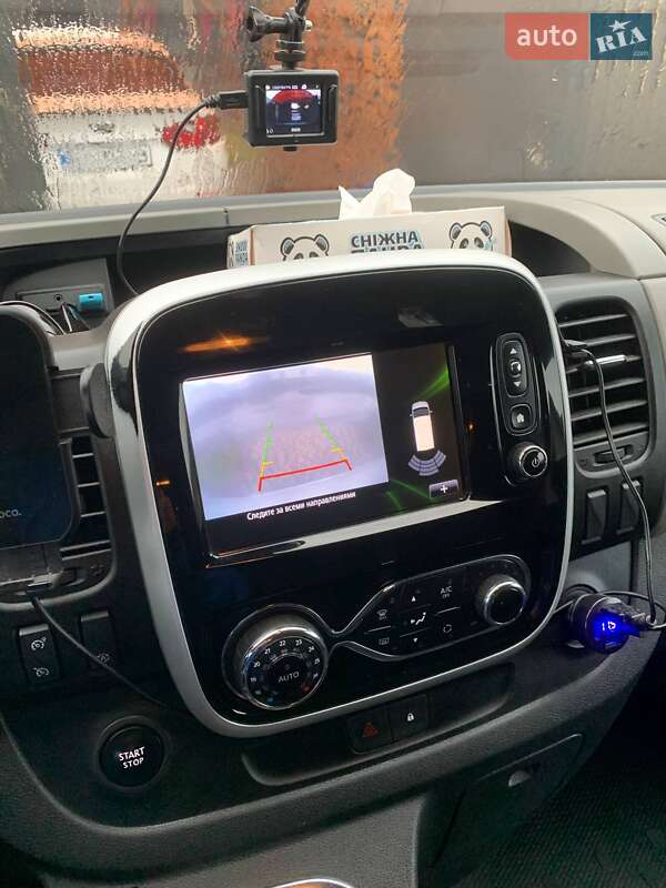 Другие грузовики Renault Trafic 2017 в Гостомеле