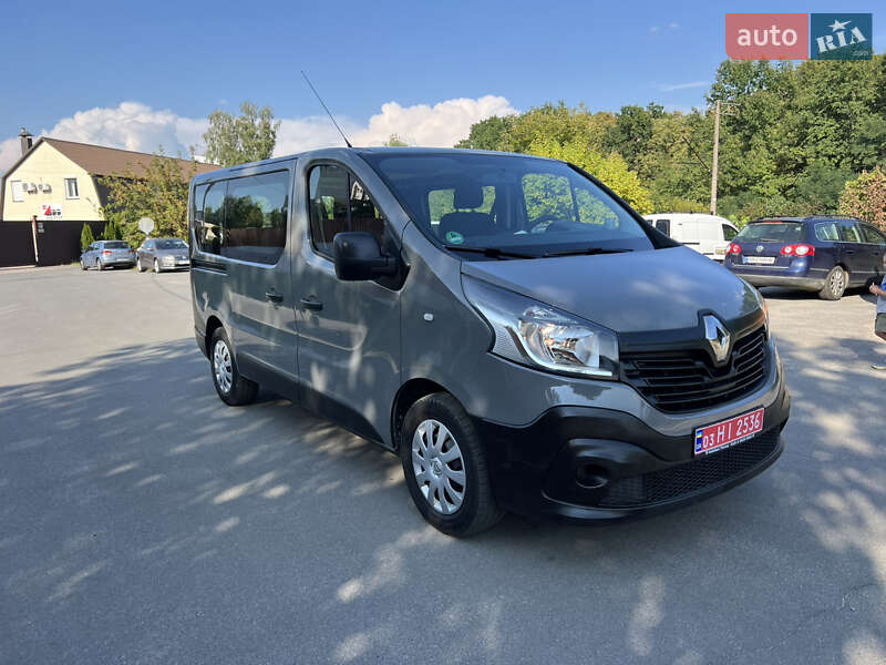 Минивэн Renault Trafic 2016 в Киеве фото 3 Минивэн Renault Trafic 2016 в Киеве