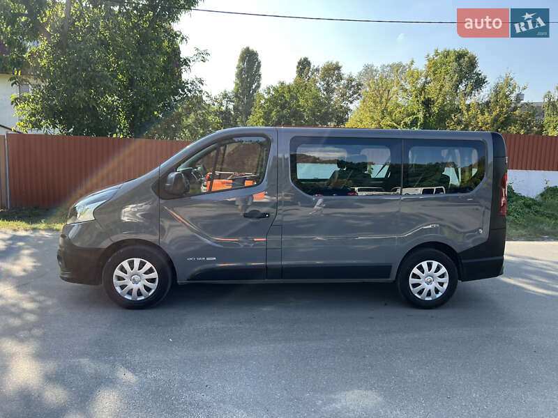 Минивэн Renault Trafic 2016 в Киеве фото 7 Минивэн Renault Trafic 2016 в Киеве