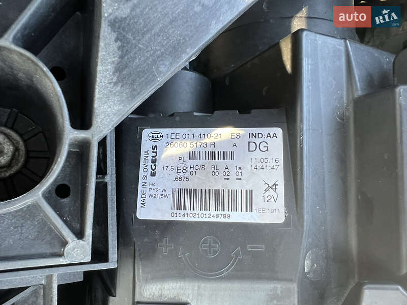 Минивэн Renault Trafic 2016 в Киеве фото 27 Минивэн Renault Trafic 2016 в Киеве