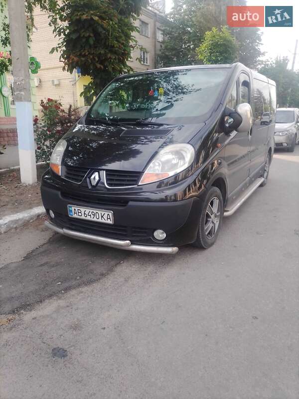 Минивэн Renault Trafic 2007 в Могилев-Подольске