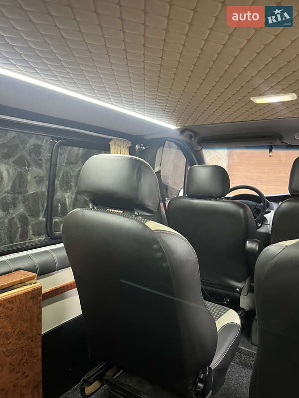 Минивэн Renault Trafic 2010 в Ворохте