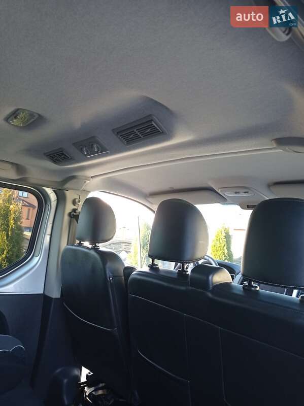 Минивэн Renault Trafic 2015 в Камне-Каширском