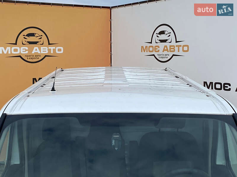 Вантажний фургон Renault Trafic 2018 в Рівному