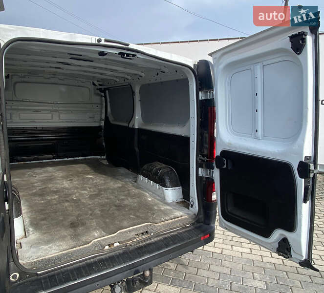 Вантажний фургон Renault Trafic 2018 в Рівному