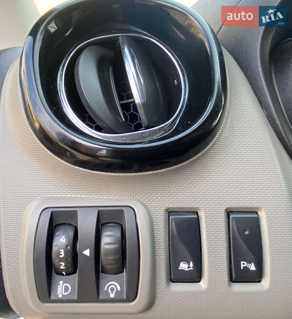 Вантажний фургон Renault Trafic 2018 в Рівному