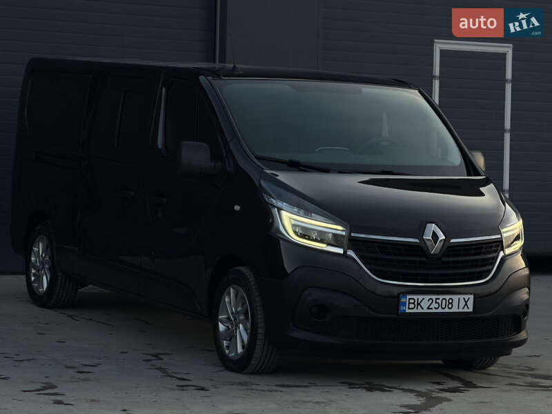 Минивэн Renault Trafic 2021 в Дубно