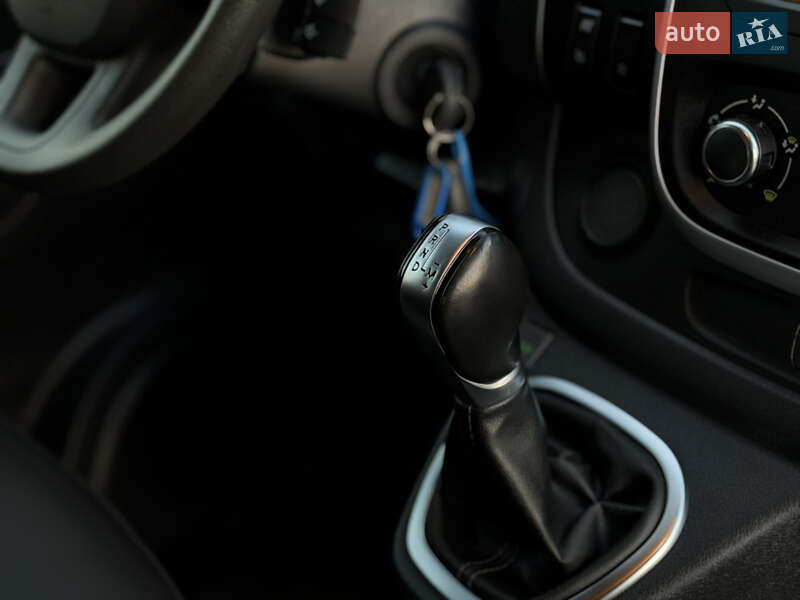 Минивэн Renault Trafic 2021 в Дубно