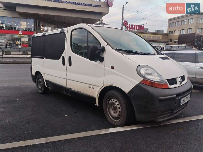 Грузовой фургон Renault Trafic 2004 в Житомире