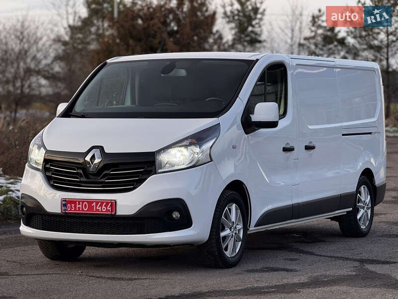 Грузовой фургон Renault Trafic 2016 в Радивилове