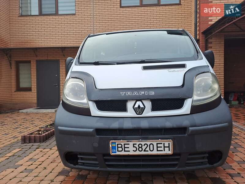 Минивэн Renault Trafic 2004 в Южноукраинске фото 7 Минивэн Renault Trafic 2004 в Южноукраинске
