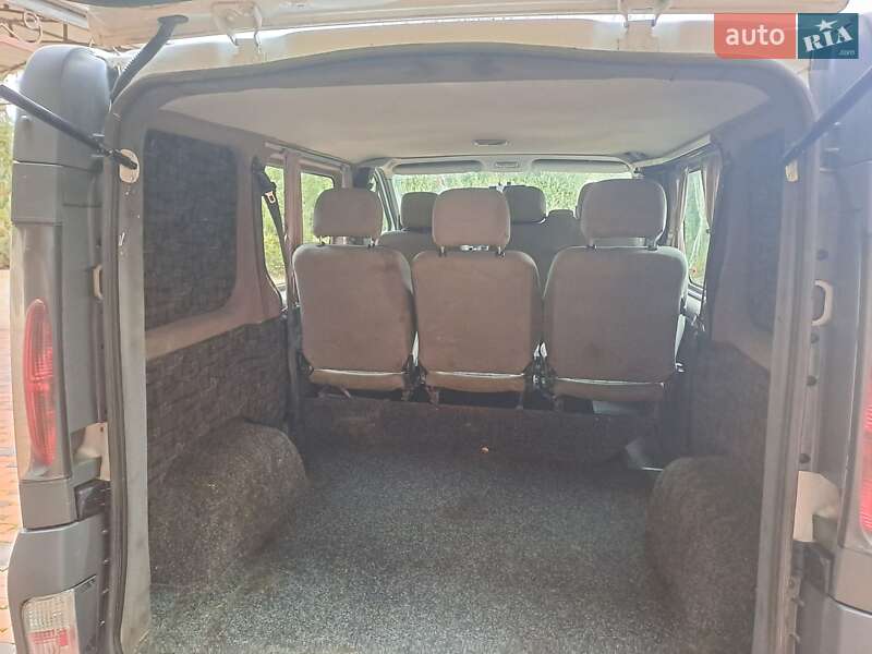 Минивэн Renault Trafic 2004 в Южноукраинске фото 17 Минивэн Renault Trafic 2004 в Южноукраинске