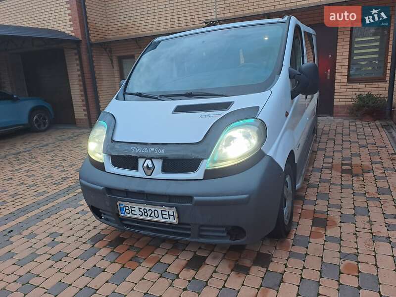 Минивэн Renault Trafic 2004 в Южноукраинске фото 8 Минивэн Renault Trafic 2004 в Южноукраинске