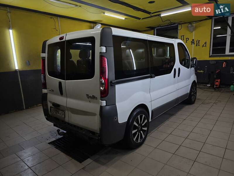 Минивэн Renault Trafic 2008 в Кривом Роге фото 4 Минивэн Renault Trafic 2008 в Кривом Роге