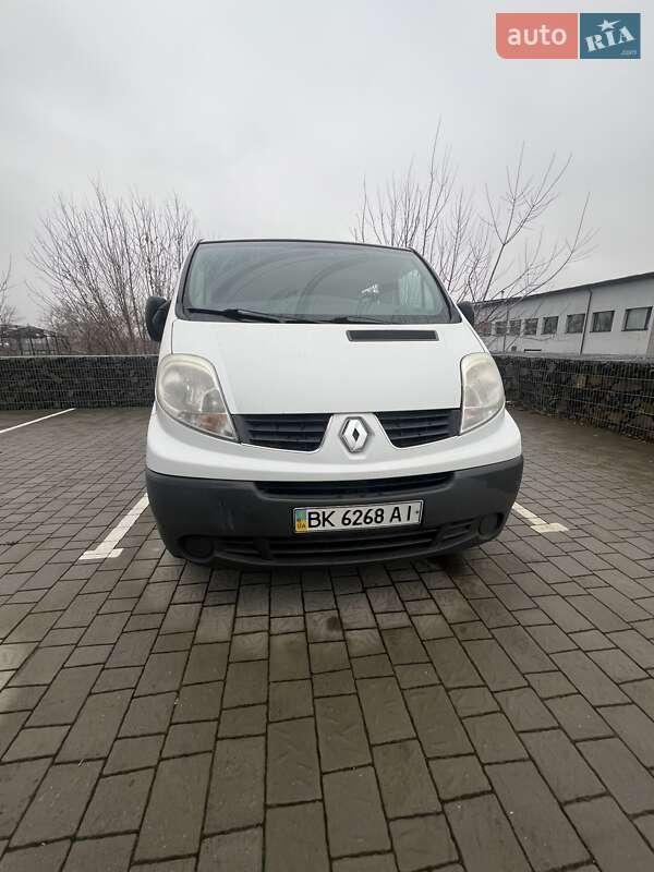 Минивэн Renault Trafic 2013 в Ровно