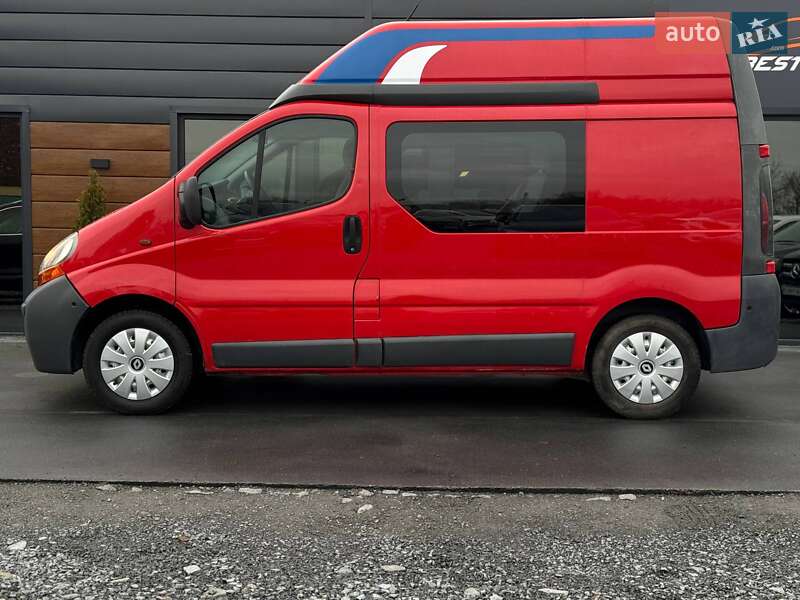 Минивэн Renault Trafic 2006 в Ровно