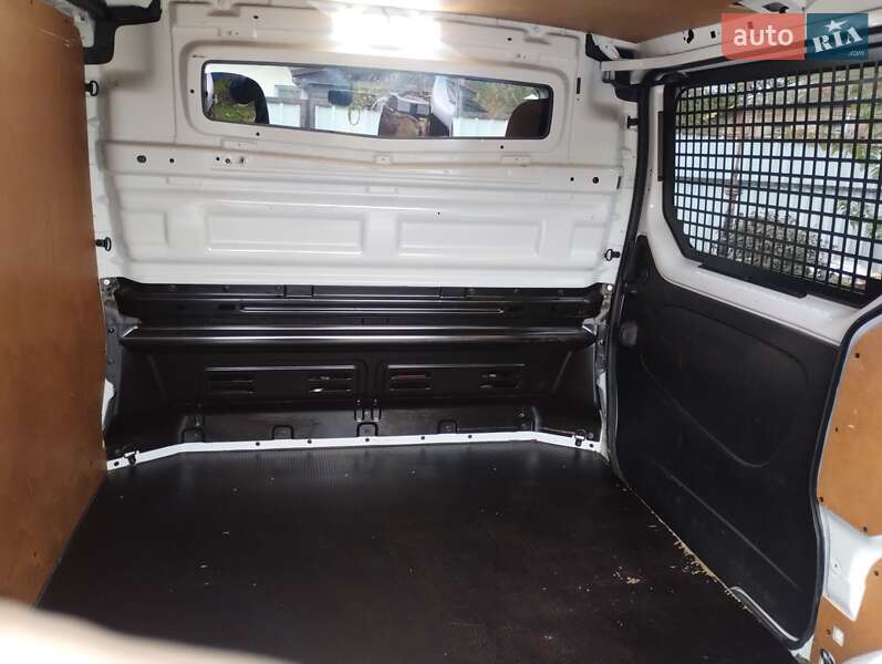 Грузовой фургон Renault Trafic 2019 в Киеве