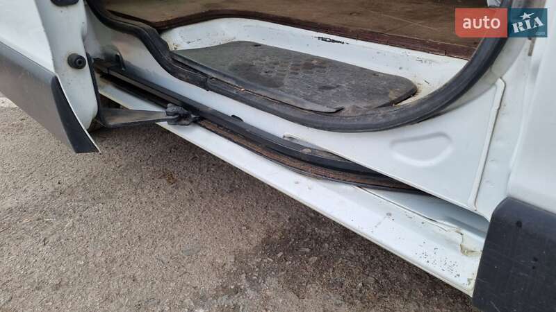 Грузовой фургон Renault Trafic 2015 в Полтаве