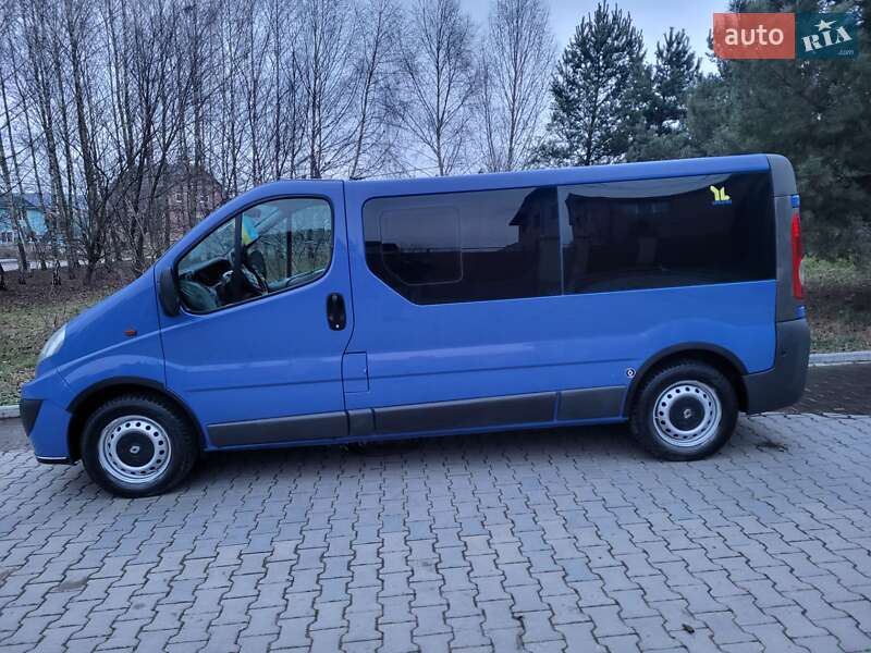 Минивэн Renault Trafic 2007 в Хмельницком