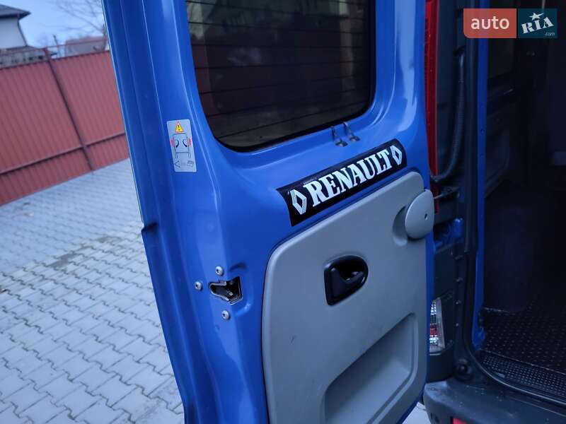 Минивэн Renault Trafic 2007 в Хмельницком