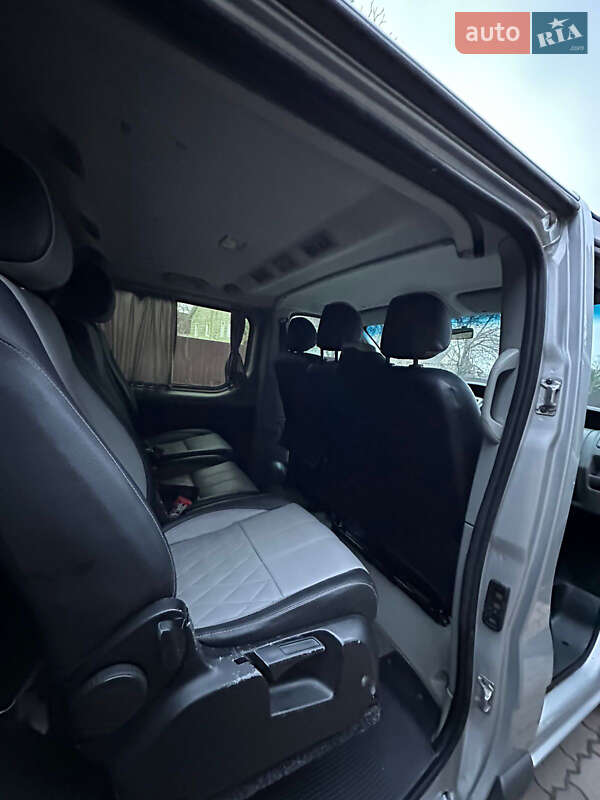 Минивэн Renault Trafic 2013 в Ровно фото 17 Минивэн Renault Trafic 2013 в Ровно