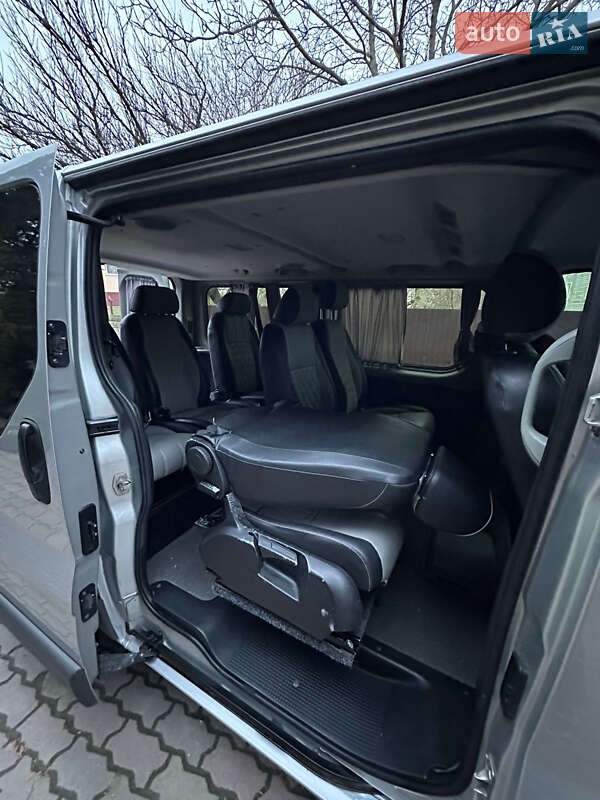 Минивэн Renault Trafic 2013 в Ровно фото 35 Минивэн Renault Trafic 2013 в Ровно