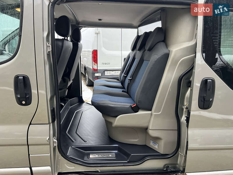 Минивэн Renault Trafic 2012 в Львове