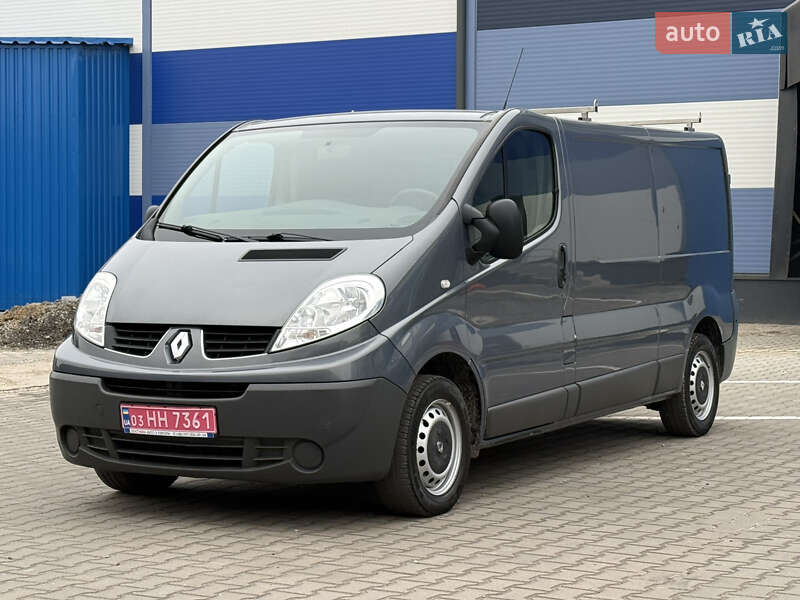 Грузовой фургон Renault Trafic 2014 в Ровно