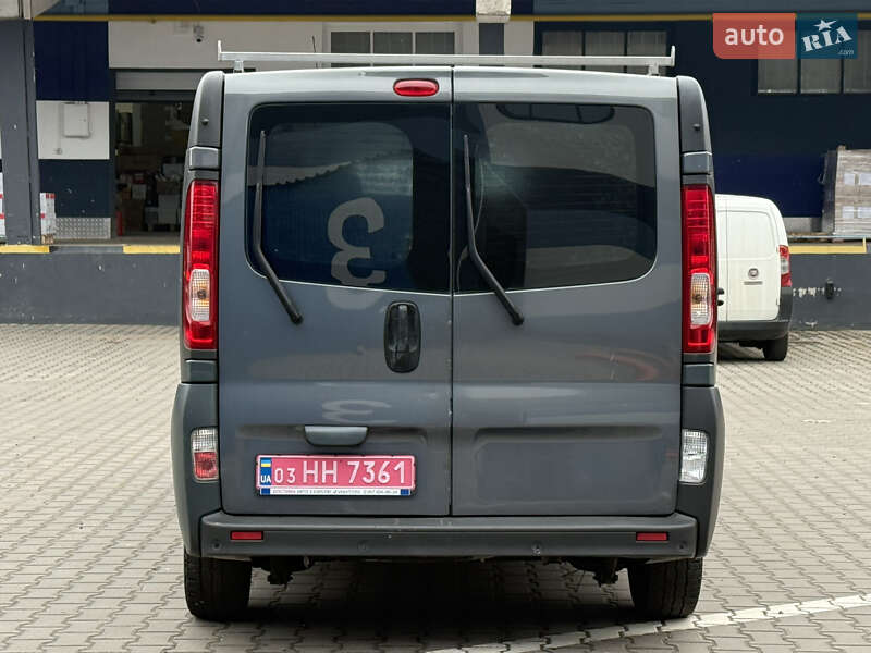 Грузовой фургон Renault Trafic 2014 в Ровно