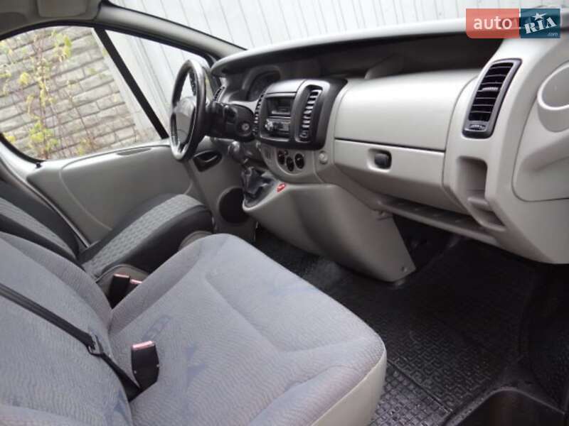 Минивэн Renault Trafic 2006 в Черкассах фото 32 Минивэн Renault Trafic 2006 в Черкассах