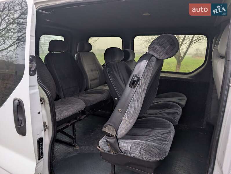 Минивэн Renault Trafic 2001 в Здолбунове