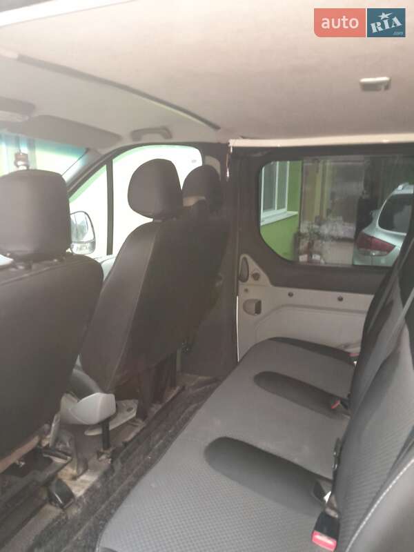 Грузопассажирский фургон Renault Trafic 2014 в Черновцах