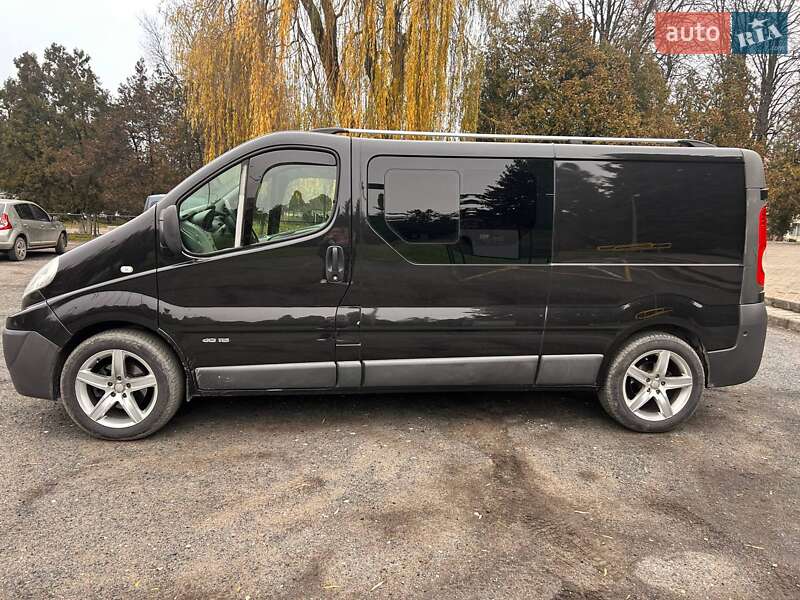 Минивэн Renault Trafic 2012 в Бурштыне фото 12 Минивэн Renault Trafic 2012 в Бурштыне