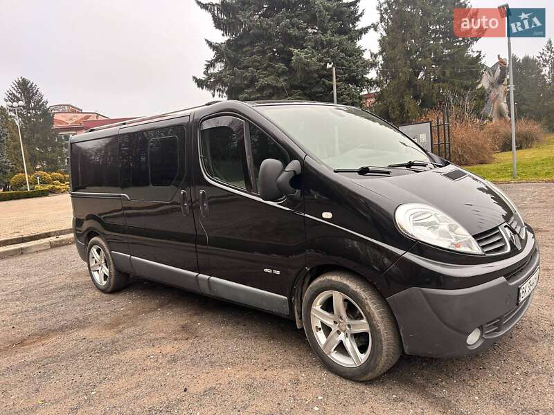 Минивэн Renault Trafic 2012 в Бурштыне фото 15 Минивэн Renault Trafic 2012 в Бурштыне