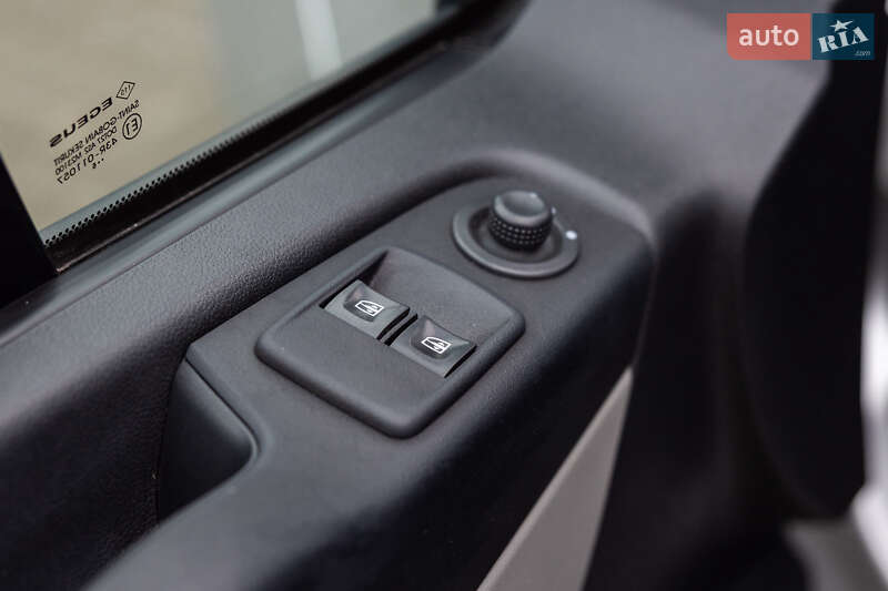 Минивэн Renault Trafic 2017 в Луцке