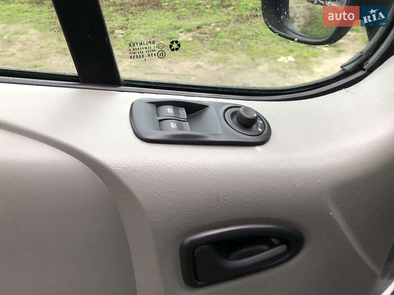 Мінівен Renault Trafic 2007 в Кам'янці