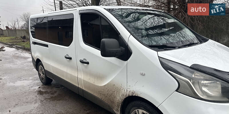 Минивэн Renault Trafic 2017 в Житомире фото 14 Минивэн Renault Trafic 2017 в Житомире