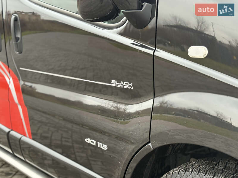 Грузовой фургон Renault Trafic 2012 в Ровно