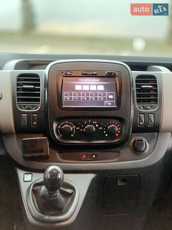 Минивэн Renault Trafic 2015 в Ивано-Франковске фото 20 Минивэн Renault Trafic 2015 в Ивано-Франковске