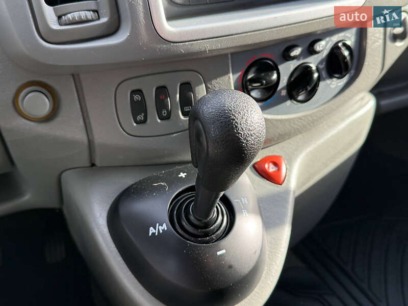 Мінівен Renault Trafic 2014 в Стрию фото 48 Мінівен Renault Trafic 2014 в Стрию