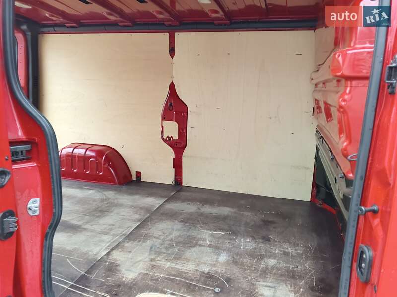 Грузовой фургон Renault Trafic 2019 в Киеве фото 11 Грузовой фургон Renault Trafic 2019 в Киеве