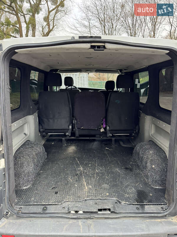 Минивэн Renault Trafic 2008 в Буске фото 15 Минивэн Renault Trafic 2008 в Буске