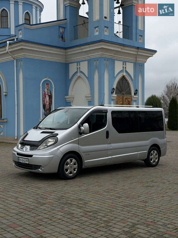 Renault Trafic 2012 Renault Trafic 2012