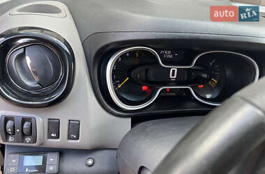 Вантажний фургон Renault Trafic 2016 в Черкасах