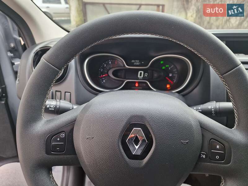 Вантажний фургон Renault Trafic 2020 в Козятині