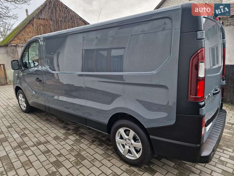 Вантажний фургон Renault Trafic 2020 в Козятині