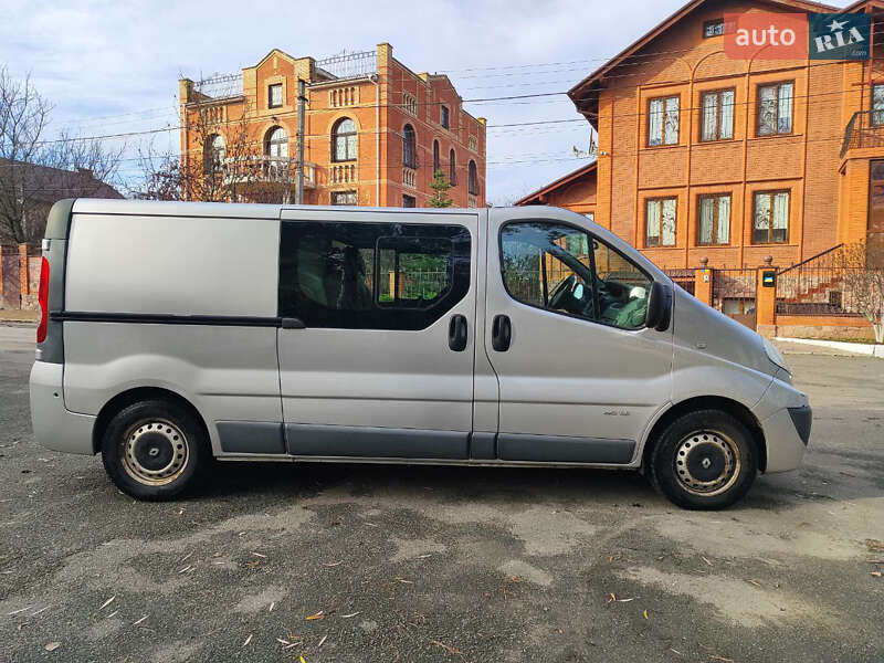 Грузопассажирский фургон Renault Trafic 2012 в Киеве фото 11 Грузопассажирский фургон Renault Trafic 2012 в Киеве